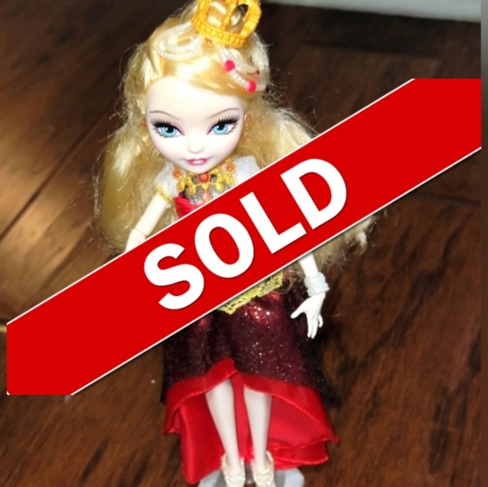 Ever After High Apple White Doll_Great Condition!